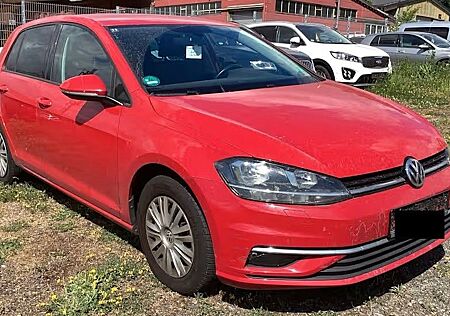 VW Golf Volkswagen VII Lim. Comfortline*ACC*PDC*SHZ*NAVi