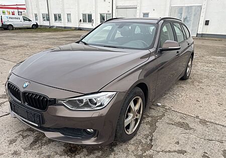 BMW 318d Touring Steptronic