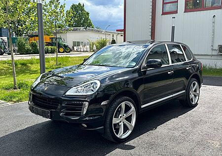 Porsche Cayenne GTS Paket 3.6 V6 AHK STDHZ 22" Facelift