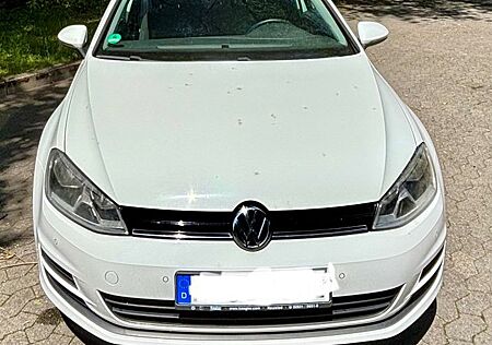 VW Golf Volkswagen 1.2 TSI 63kW BMT Trendline Trendline