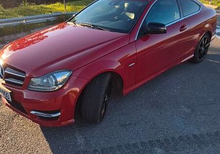 Mercedes-Benz C 250 CDI Sport Coupé Autom. Sport