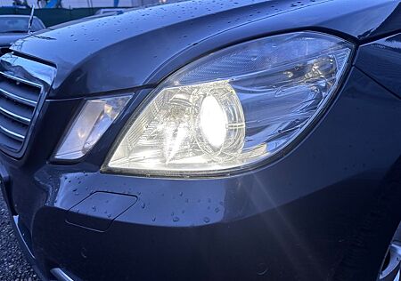 Mercedes-Benz E 200 T-Modell BlueEfficiency 1-Hand Xenon Leder
