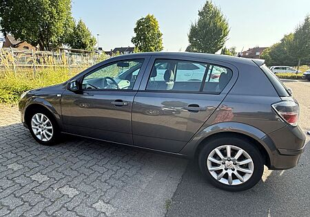 Opel Astra 1.6 | TÜV neu | 113.5000 km |