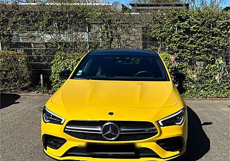 Mercedes-Benz CLA 35 AMG Mercedes-AMG CLA 35 4MATIC DCT Me...