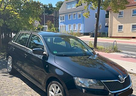 Skoda Rapid 1.2 TSI Ambition Spaceback