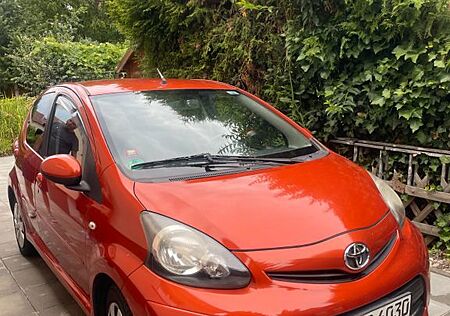 Toyota Aygo (X) Aygo (X) 1,0-l-VVT-i Cool Cool