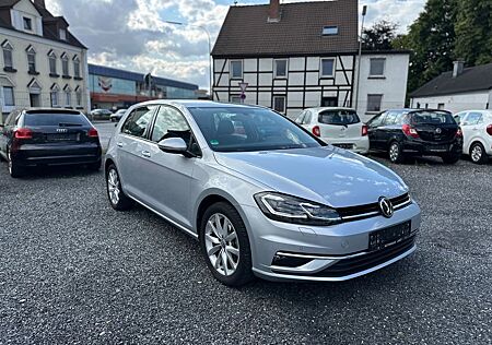 VW Golf Volkswagen VII Lim. Highline 1.5 DSG ACC LED PDC MFL
