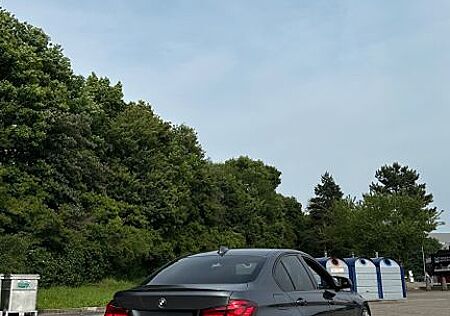BMW 318d Sport Line Sport Line