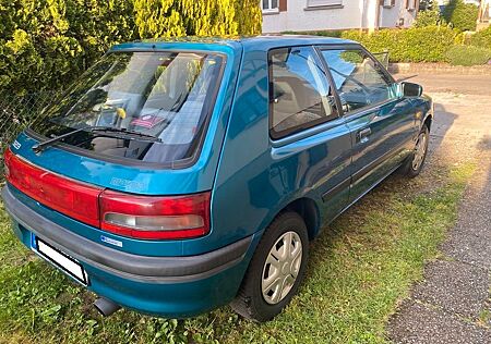 Mazda 323 BJ94 88PS Automatik TÜV bis 12/25 TOP