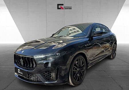 Maserati Levante Modena S All Black- Approved