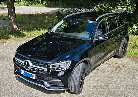 Mercedes-Benz GLC 300 de AMG Distr. Garantie