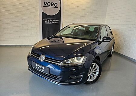 VW Golf Volkswagen VII Lim. 1.6 TDI Lounge 4Motion + Navi/LED
