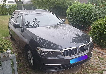 BMW 520d Touring A -