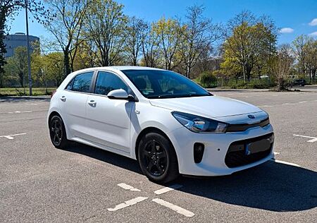 Kia Rio 1.2 Attract | TÜV & Service neu | 4-fach