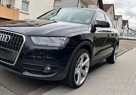 Audi Q3 2.0 TDI 140PS