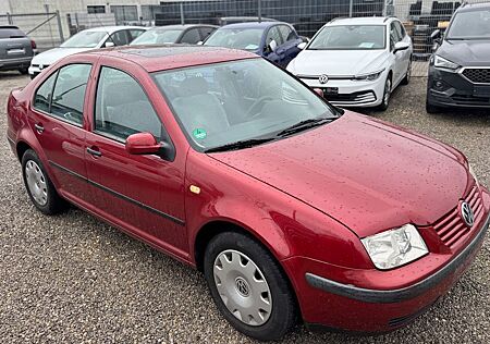 VW Bora Volkswagen Comfortline 1.Hand, Originalzustand