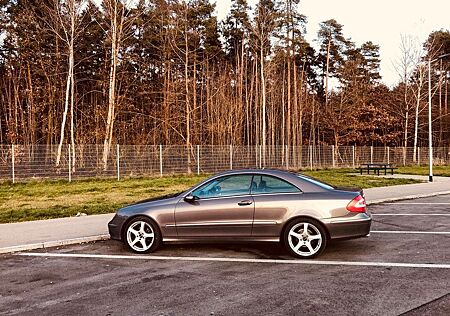 Mercedes-Benz CLK 320 W209 Designo Coupe