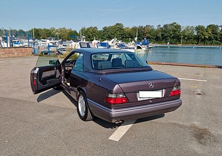 Mercedes-Benz 320 E320 (124C) Cabrio (mit Hardtop)
