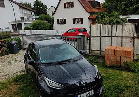 Toyota Yaris 1.5-l-VVT-i Hybrid CVT -