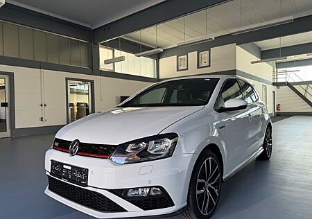 VW Polo Volkswagen GTI *NAVI*KLIMAAUTO*SITZHEIZUNG*5-TÜRIG*
