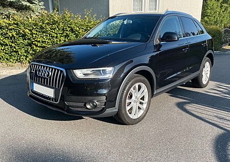 Audi Q3 2.0 TDI quattro/FLA/Xenon/NAV/Tempomat/Sport