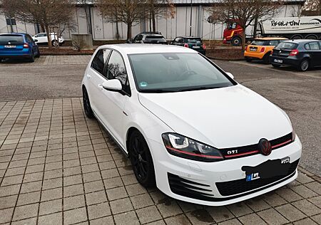 VW Golf Volkswagen 2.0 TSI BMT GTI GTI