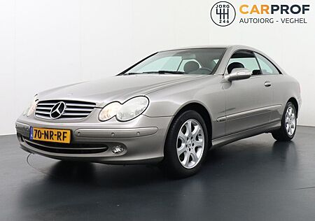 Mercedes-Benz CLK 240 Coupé Elegance Youngtimer Leder Comand n