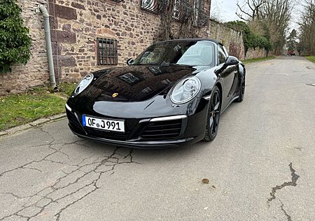 Porsche 991 Targa 4S 2. Hand Keramik*PDCC*Lift*Burmester