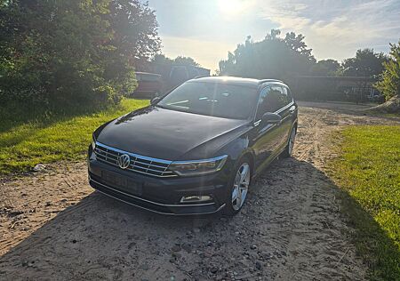 VW Passat Volkswagen Variant 2.0 TDI R-Line SCR 176kW DSG 4MOT