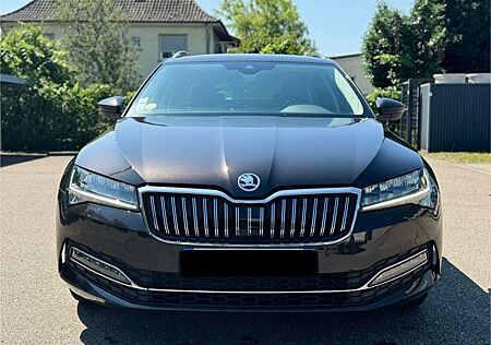 Skoda Superb Combi Style SHZ CAMÉRA LINE ASSIST
