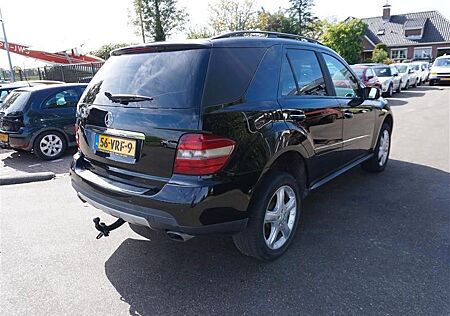 Mercedes-Benz ML 320 ML -Klasse CDI VAN