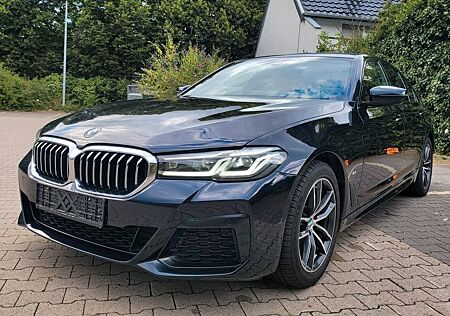 BMW 518d M Sport Sportsitze Livecockpit