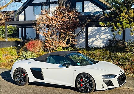 Audi R8 5.2 Spyder Performance/Carbon/Schalens./B&O/