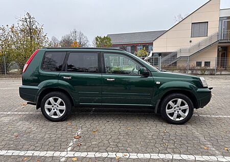 Nissan X-Trail 4x4/Automatik/AHK/TÜV neu/Allwetterrefen