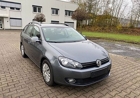 VW Golf Volkswagen 1.6 TDI Trendline Variant Sehr gepflegt