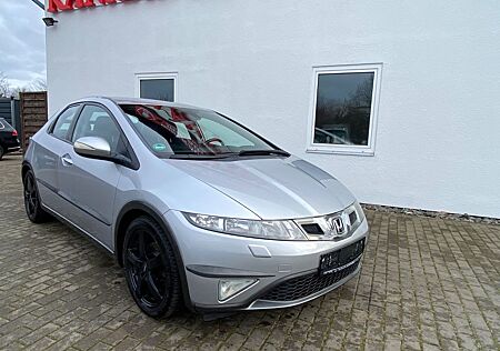 Honda Civic 5-trg. 1.8 Sport Klimaautomatik. LED. 6-Ga