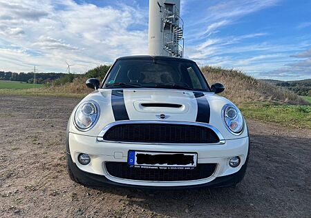 Mini Cooper S CHILI Pepper White