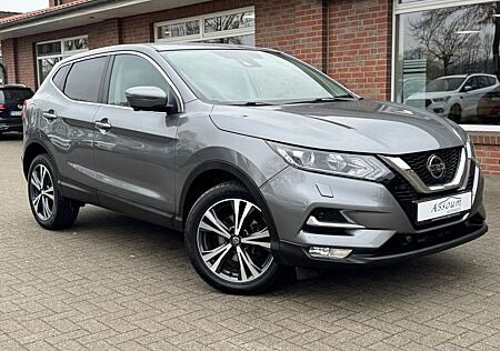 Nissan Qashqai N-Connecta/AHK/1-Hand.Kamera/ACC/LED