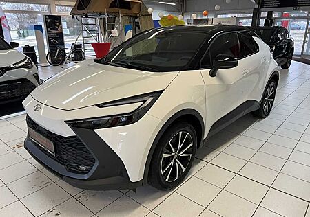 Toyota C-HR Plug - in Hybrid Teamplayer