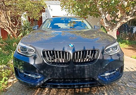 BMW 220i Coupé Sport Line