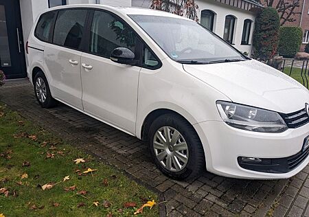 VW Sharan Volkswagen 2.0 TDI BlueMotion Technology Trendli...