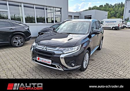 Mitsubishi Plug in Hybrid Outlander Outlander 2.4 4WD Plug-In Hybrid Spirit NAVI/SHZ