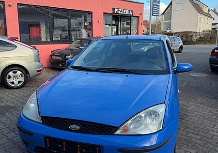 Ford Focus 1.6 Ambiente // TÜV 01/2027 // Winter