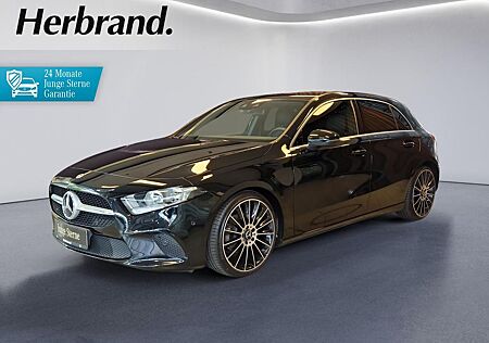 Mercedes-Benz A 180 Kamera CarPlay