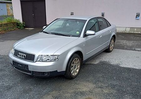 Audi A4 1.6 - 2001
