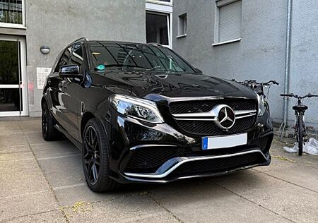 Mercedes-Benz GLE 63 AMG GLE 63 S AMG DISTR PANO AHK MASSAGE STANDH H&K