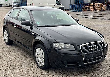 Audi A3 1.6 Klimaautomatik - PDC - TÜV+ÖL NEU !