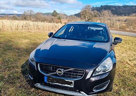 Volvo S60 D4 Geartronic Summum