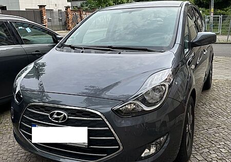 Hyundai ix20 1.4 blue Space, 1.Hd/TÜV/15.000 km/SHZ/PDC
