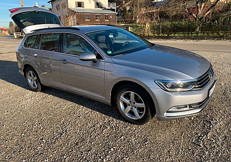 VW Passat Variant Volkswagen 2.0 TDI SCR DSG Comfortline V...